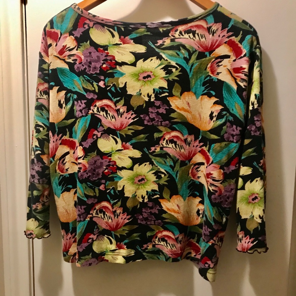 Colorful blouse with subtle beading